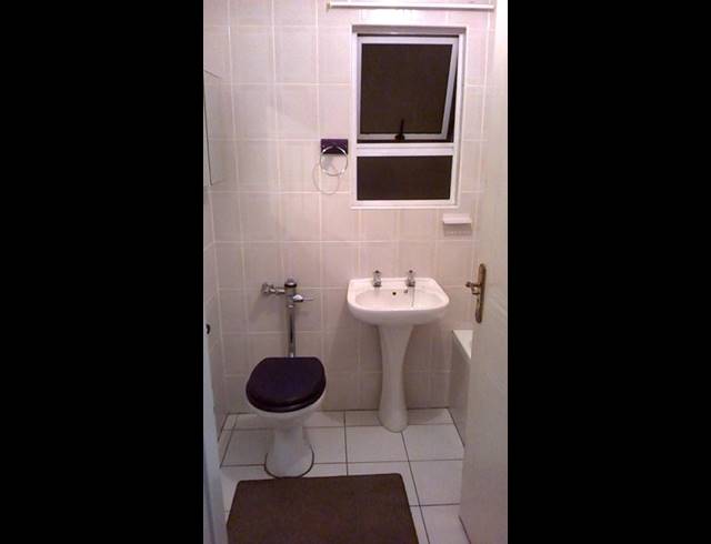 2 BEDROOM APARTMENT RENTED IN HUMEWOOD